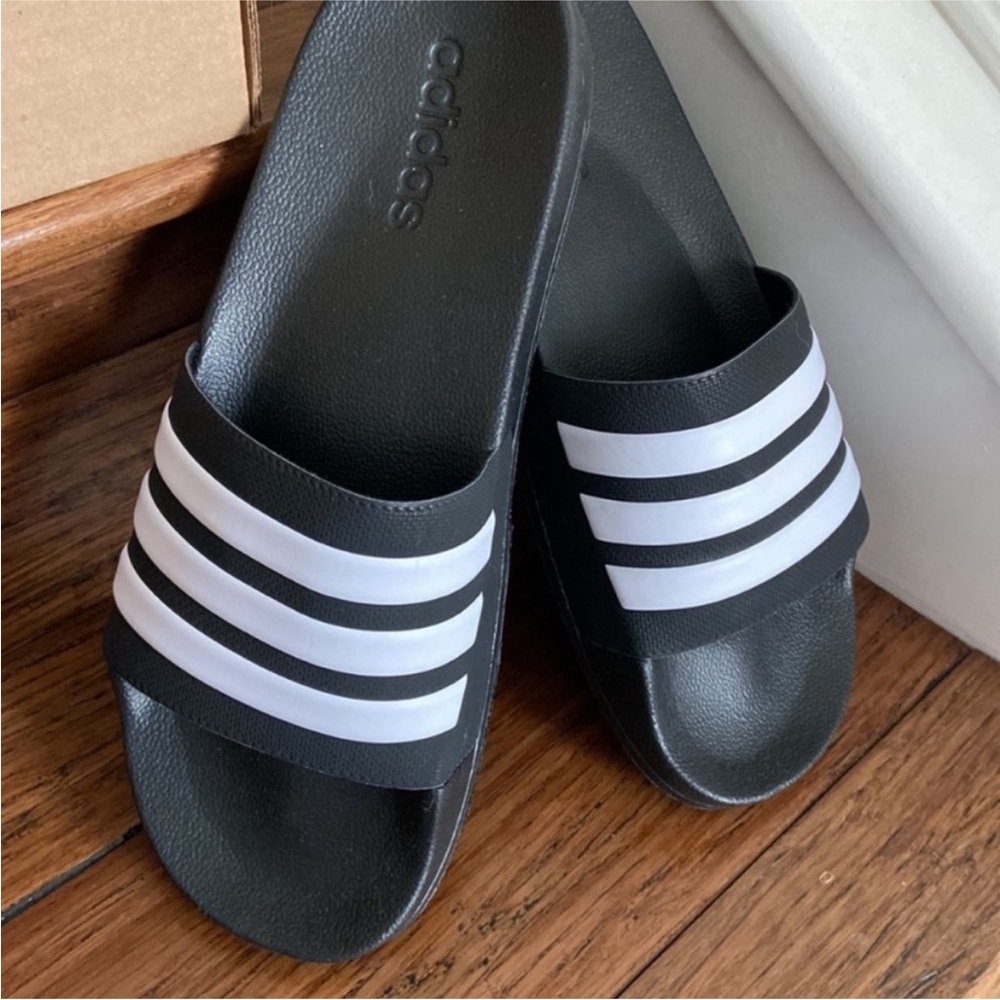 NIB Adidas Black and White Striped Slides - Picture 7 of 8